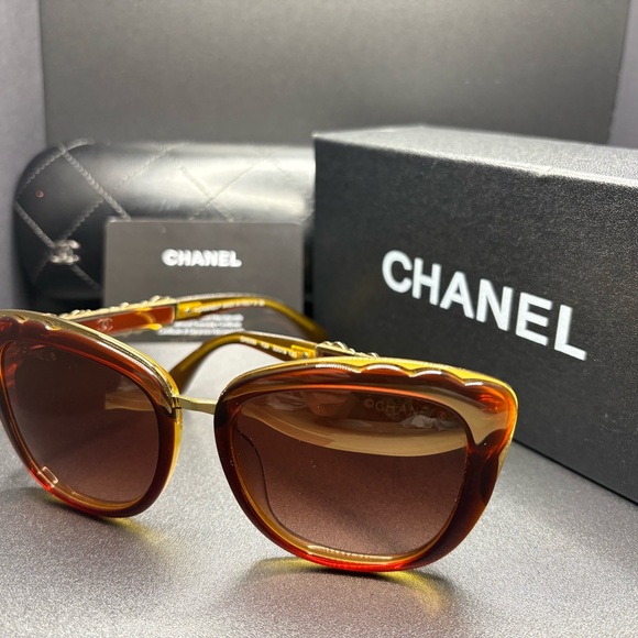 CHANEL Amber Sunglasses - Picture 1 of 7